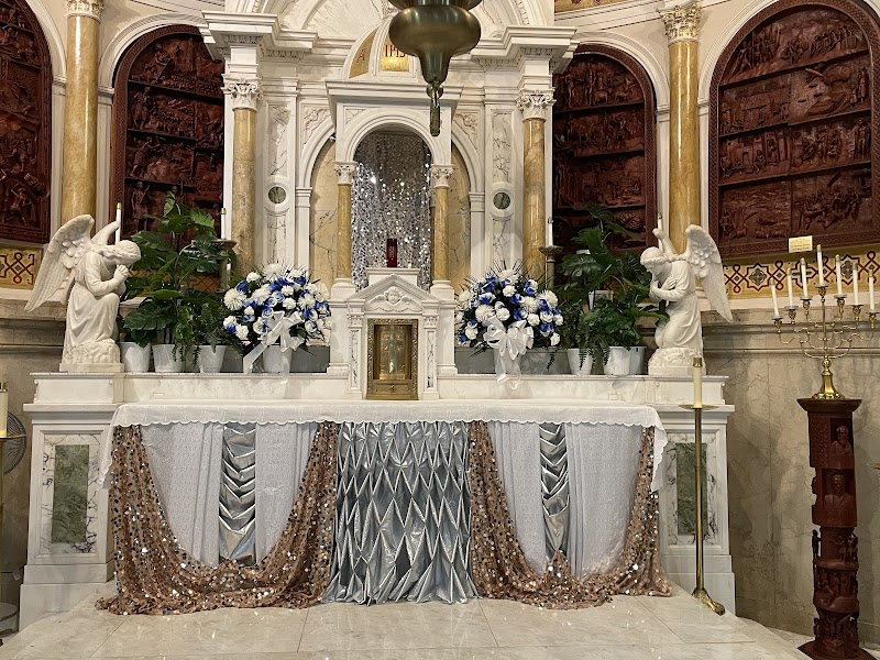 Blessed Sacrament St. Charles Borromeo Catholic Church