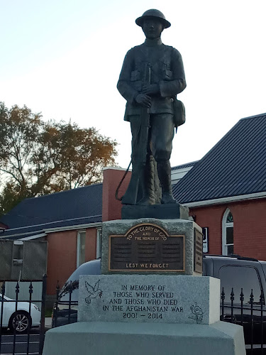 Church of the Epiphany (The) and The Manor Park Memorial Hall