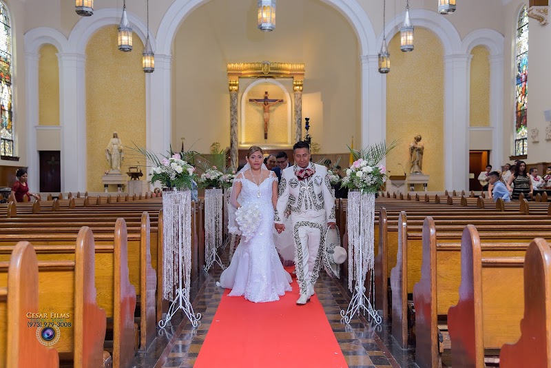 Holy Trinity Roman Catholic Church