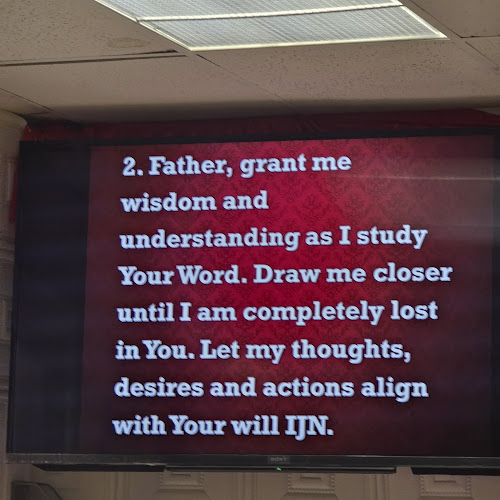 Living Praise Chapel