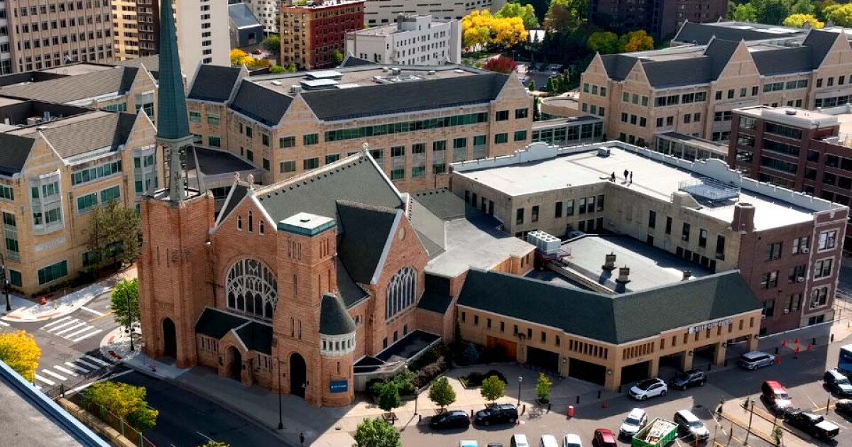 Eagle Brook Church in Minneapolis, MN