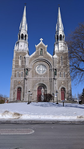 Basilique Sainte-Anne de Varennes