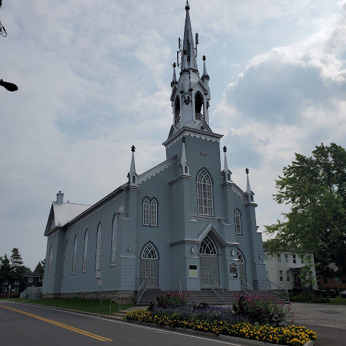 Église catholique Sainte-Hélène à Breakeyville